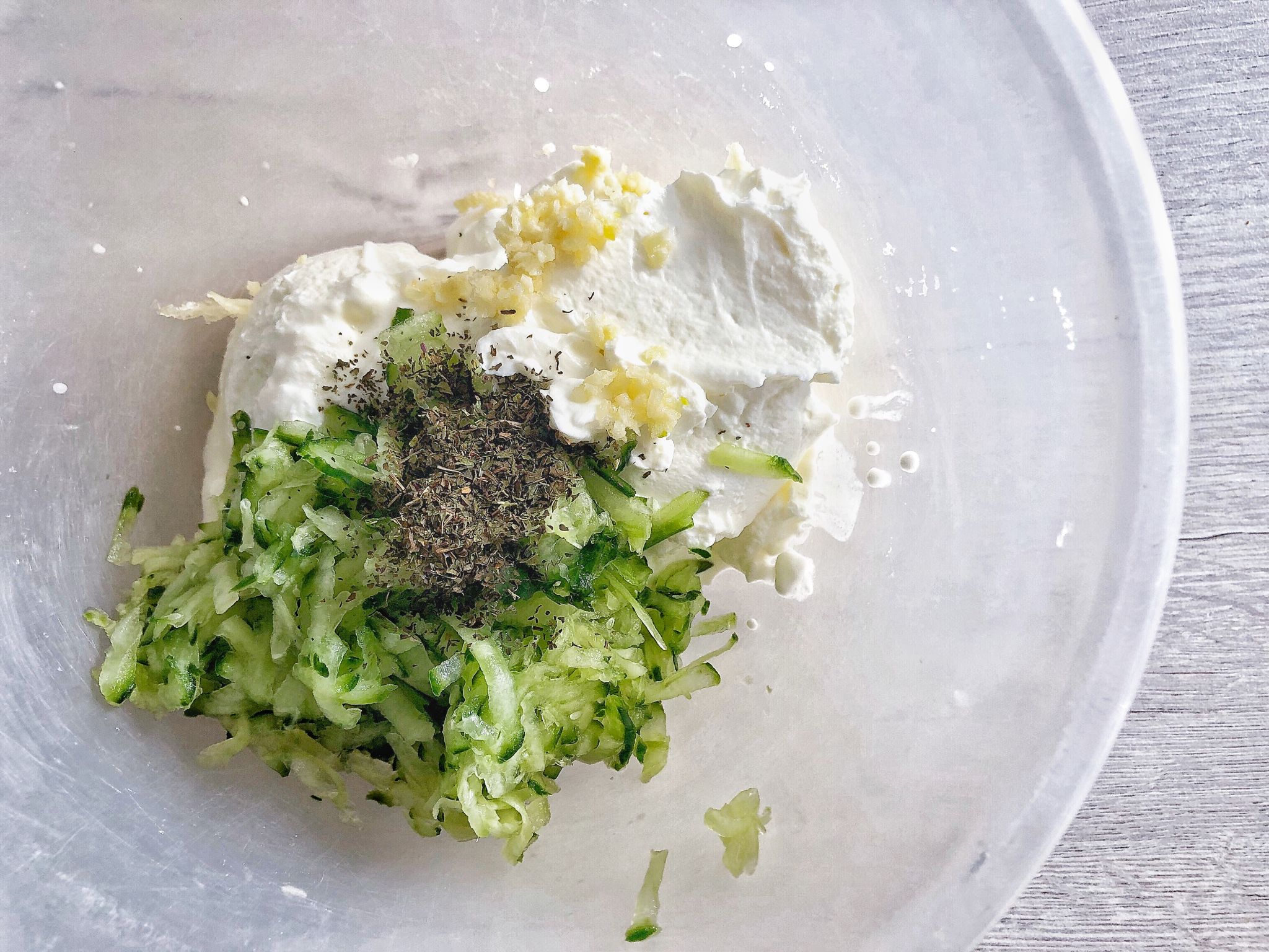 Homemade Cacik Turkish Cucumber & Garlic Yoghurt
